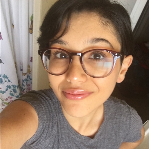 Meet your Posher, Rachel - Picture 1 of 1